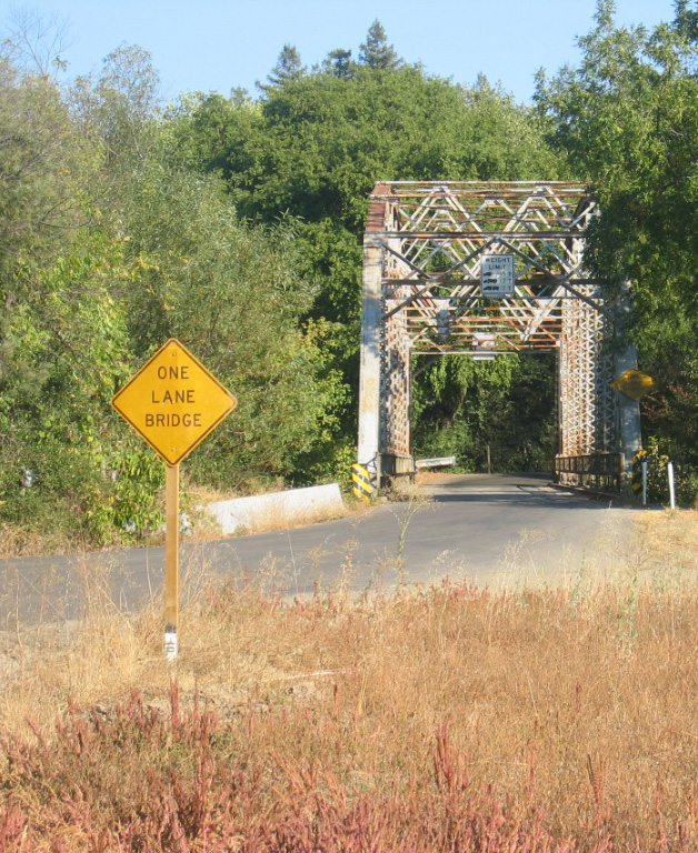 bridge near Healdsburg (rc 0093).jpg